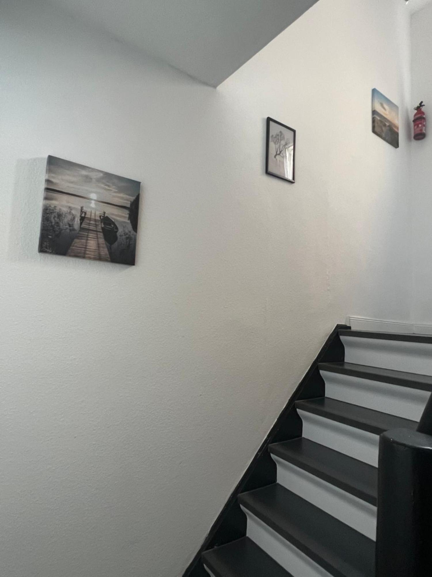 Kusch'Lige Kleine Wohnung Coblença Exterior foto